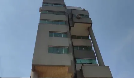 Apartamento à Venda no Centro