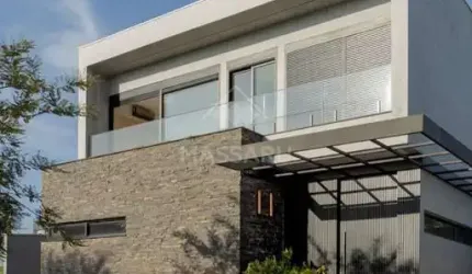 OPORTUNIDADE DE REALIZAR O SONHO DA CASA PROPRIA - IMÓVEL ALTO PADRÃO RECÉM CONSTRUIDO EM CONDOMINIO FECHADO