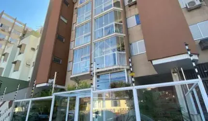 Apartamento no Ed. Campos Sales