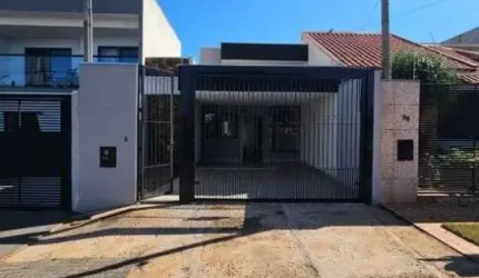 Venda - Residência no Jardim Paris VI em Maringá