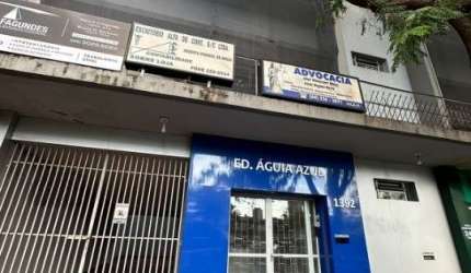 Locação - Sala Comercial na Zona 07 em Maringá!