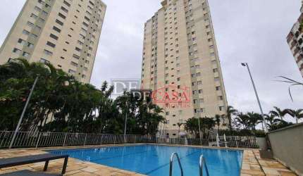 Apartamento em Vila Granada