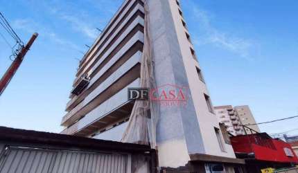 Apartamento em Penha de França