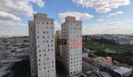 Apartamento em Parque Boa Esperança