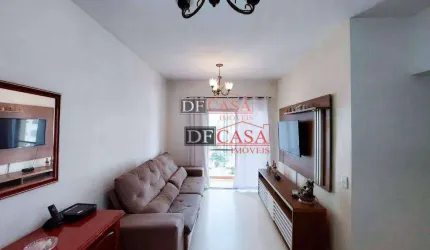 Apartamento em Vila Gomes Cardim