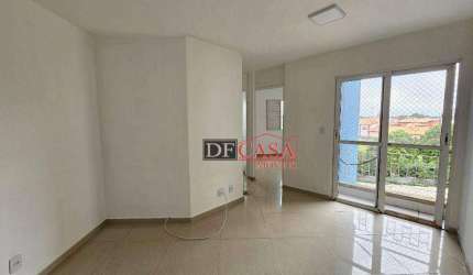 Apartamento em Parque do Carmo