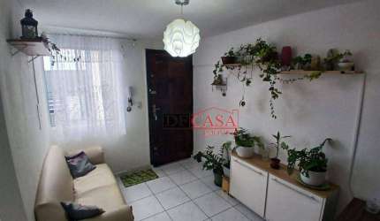 Apartamento em Conjunto Residencial José Bonifácio