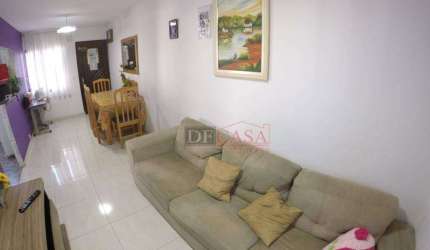 Apartamento em Conjunto Residencial José Bonifácio