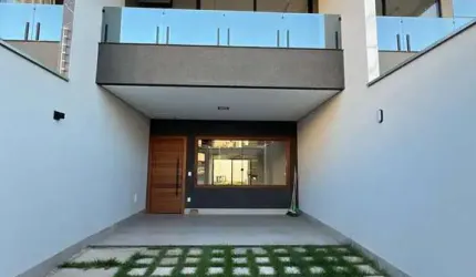 Casa Geminada Alto Padrão - Veneza - COD 724