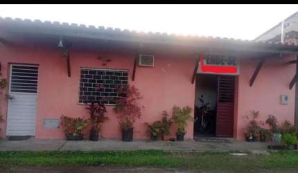Casa - Térreo, para Venda em Ilhéus/BA