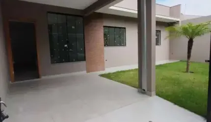 CASA TÉRREA PRÓXIMO AO HU ZONA LESTE, LINDA FACHADA E ACABAMENTO