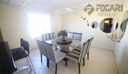 Casa - Sobrado padrão Conjunto Café