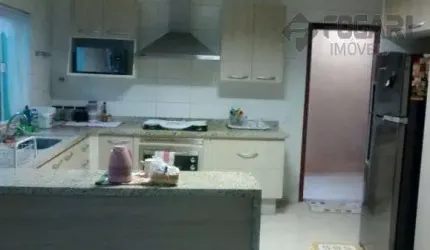 Casa - Sobrado padrão Jardim Portal dos Pioneiros