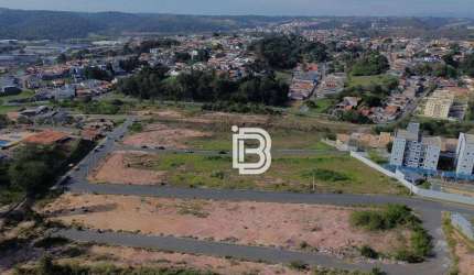Vende Área no Bairro Promeca
