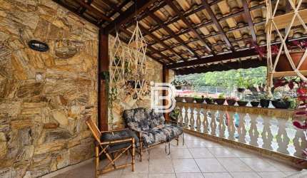 Vende Casa Comercial - Rua Várzea Paulista - Jundiaí/SP