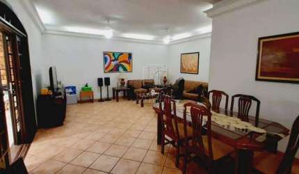 Sobrado 3 dormitórios 2 suítes, 4 vagas com 304m² no bairro Cerâmica em São Caetano do Sul