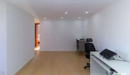 Apartamento à venda com 3 dormitórios na Vila Bela