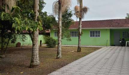 Vende se casa com terreno, Piçarras, Guaratuba/ Guaratuba.
