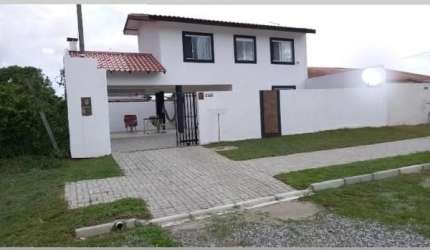 Vende se excelente sobrado