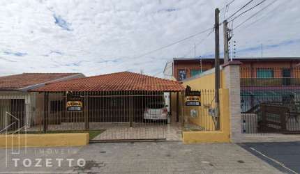 CASA COLONIAL NO BAIRRO NOVA RUSSIA