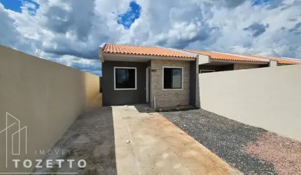 Casa com amplo terreno no Jardim Royal- Neves