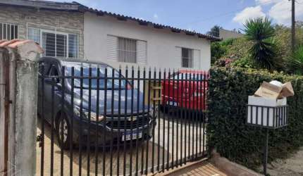CASA EM UVARANAS