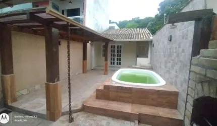Casa para Venda em Rio das Ostras, Costazul, 3 dormitórios, 3 suítes, 1 banheiro, 2 vagas