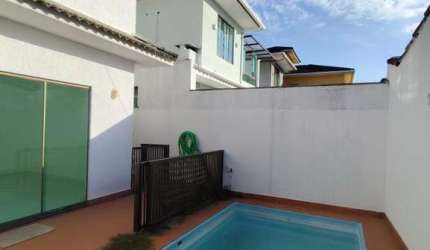 Casa para Venda em Rio das Ostras, Recreio - Costa Azul, 4 dormitórios, 3 suítes, 1 banheiro, 2 vagas