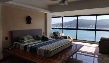 Sobrado com 3 dormitórios à venda, 400 m² por R$ 4.500.000,00 - Pontal do Atalaia - Arraial do Cabo/RJ