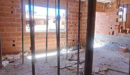 Sobrado de 220m² em construção no Camilópolis