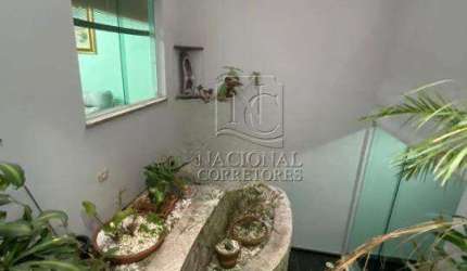 Sobrado de alto padrão a venda no bairro Osvaldo Cruz em São Caetano do Sul. Sendo 282 m² de área construída,