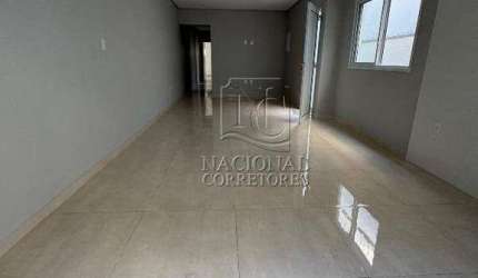 Casa assobradada à venda, 3 quartos, 1 suíte, 2 vagas, Parque Oratório - Santo André/SP