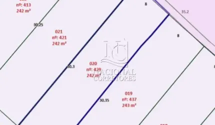 Terreno de 242m² à venda no Parque das Nações