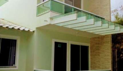 OPORTUNIDADE CASA DUPLEX EM CONDOMÍNIO, OGIVA - CABO FRIO/RJ