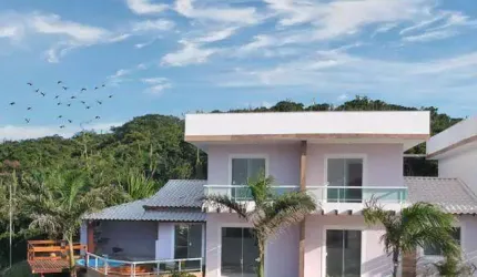 OPORTUNIDADE CASA COM 03 QUARTOS NO ALTO PERÓ - CABO FRIO/RJ