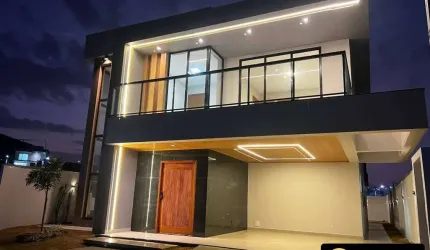 LUXUOSA CASA COM 04 QUARTOS NO CONDOMÍNIO VIVERDE - SÃO PEDRO DA ALDEIA/RJ
