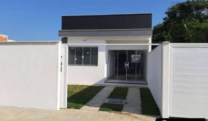 OPORTUNIDADE CASA À VENDA COM 2 QUARTOS, VILA DO PERÓ - CABO FRIO/RJ