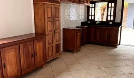RR5817D Casa 356m² CONDOMÍNIO NOVA PAULISTA - OPORTUNIDADE - 2 Dorms 3 Vagas - Jandira, SP - Ótima Localização