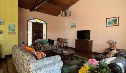 RR5526D Casa 300m² JARDIM RANCHO ALEGRE - OPORTUNIDADE - 4 Dorms 4 Vagas - Santana de Parnaíba SP - Ótima Localização