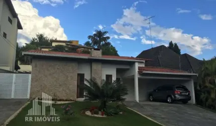 RR8111 Casa 240m² CONDOMÍNIO RESIDENCIAL 9 - OPORTUNIDADE - 3 Dorms 4 Vagas - Santana de Parnaíba, SP - ALPHAVILLE - Ótima Localização