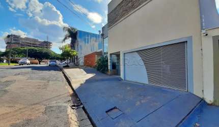Imóvel comercial  próximo Av. 13 de maio, com studio equipado, recepção, 04 salas.