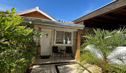 Casa Térrea à venda em Condomínio 3 dormitórios (1 suíte) 2 vagas