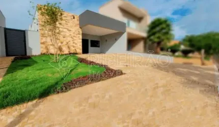 Casa Térrea com Piscina á venda 03 dormitórios (01 suíte) Jardim Vista Bella