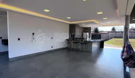 Venda de Casa com 1 Suíte e Espaço Gourmet no Jardim Canadá