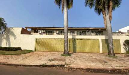 Venda de casa com 4 Suítes no Alto da Boa Vista