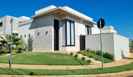 Casa Condomínio em Ribeirão Preto