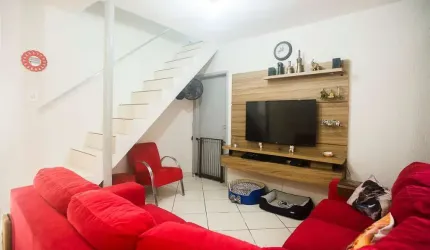 Sobrado com 3 dormitórios em Santana.