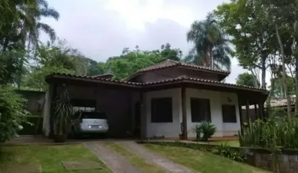 Casa em Chácara à venda na Praias Paulistanas com 200m²  2 dormitórios 1 suíte 2 banheiros 3 vagas