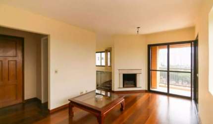 Apartamento á venda no Morumbi, com 4 dormitórios, sendo 2 suítes e 4 vagas.