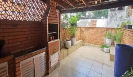 Casa sobreposta alta  á venda em Cambuci